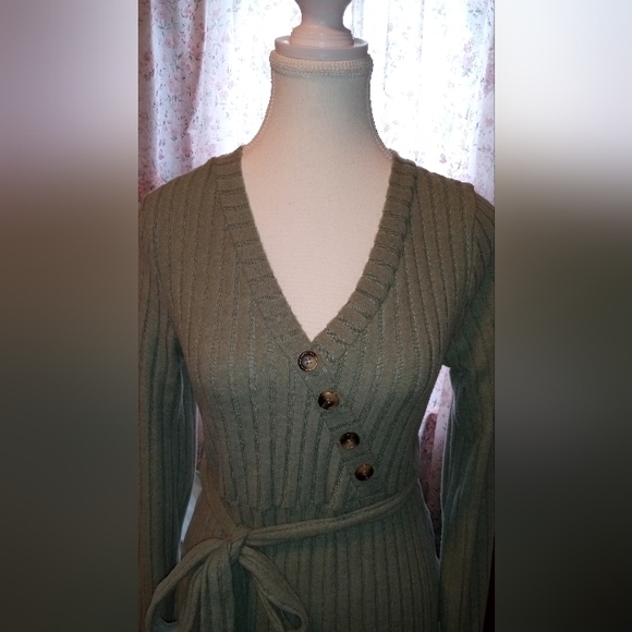 Sold!! - Picture 5 of 12